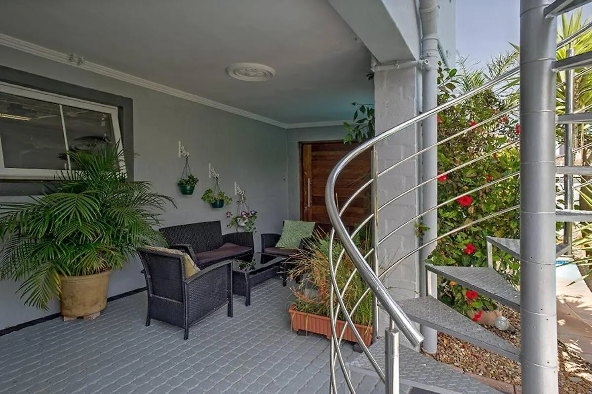 Tuscan Villa Felice Near West Coast ケープタウン