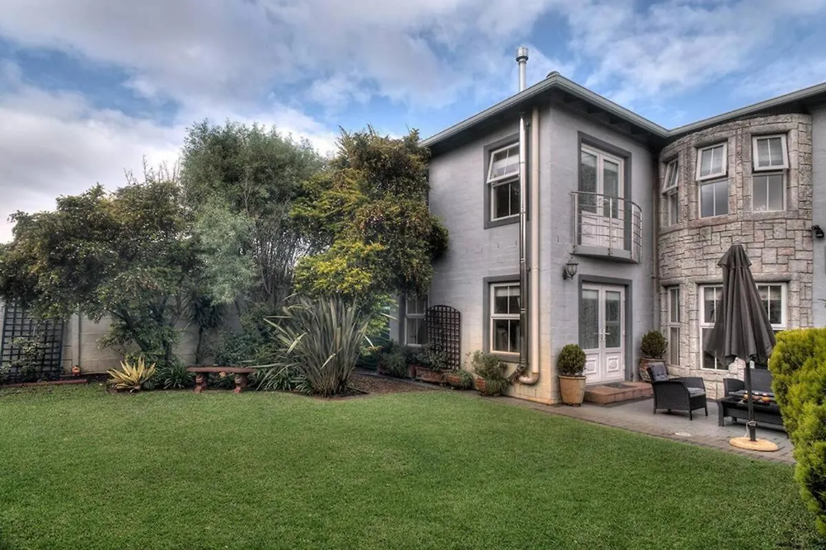 Tuscan Villa Felice Near West Coast ケープタウン