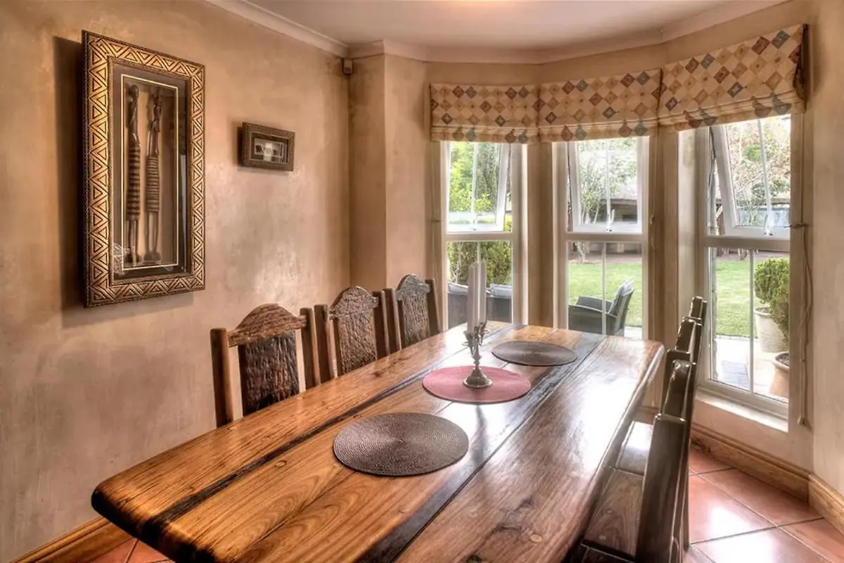 Tuscan Villa Felice Near West Coast ケープタウン 南アフリカ